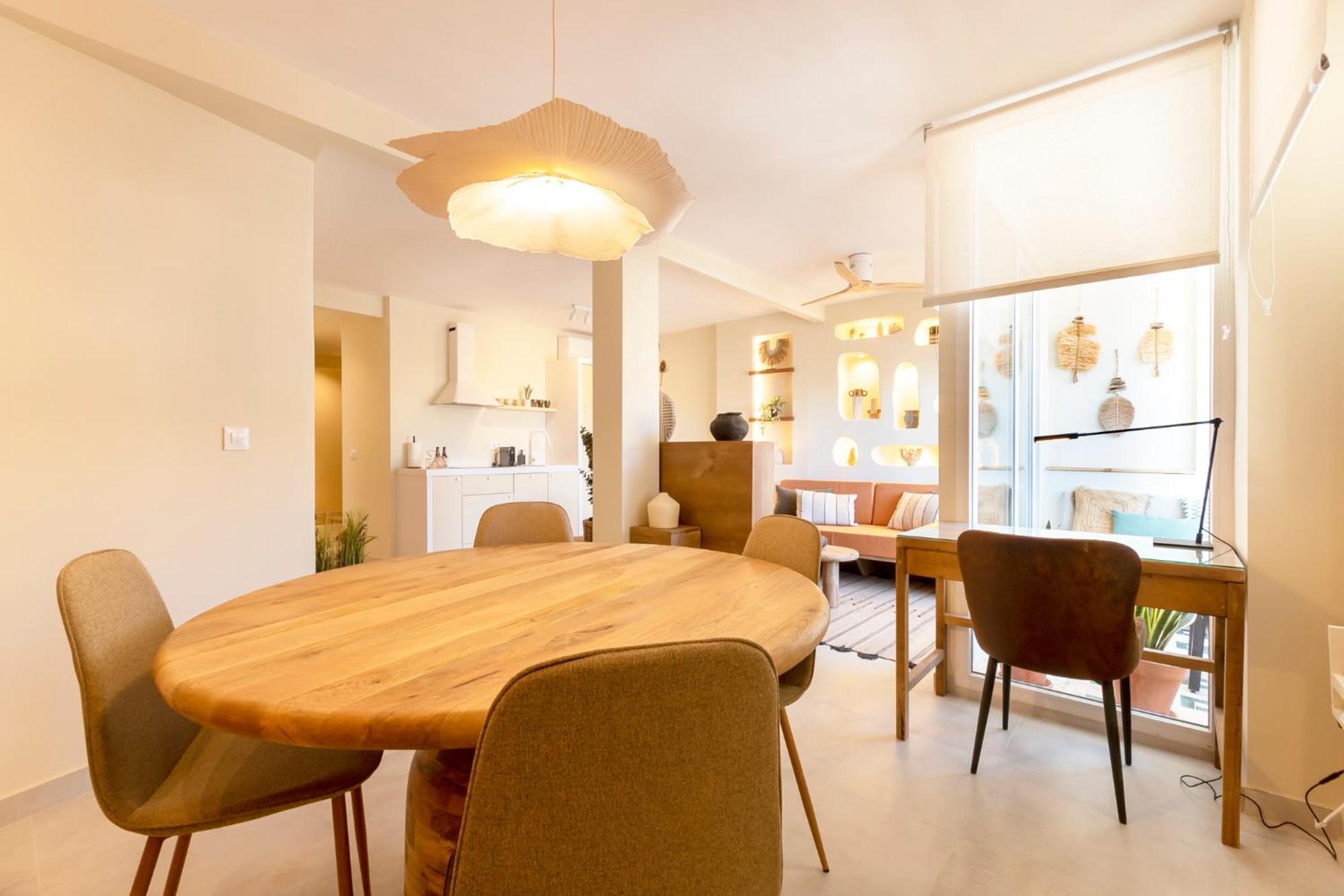 K-Sense By Nuka Homes Platja de Larenal Ngoại thất bức ảnh