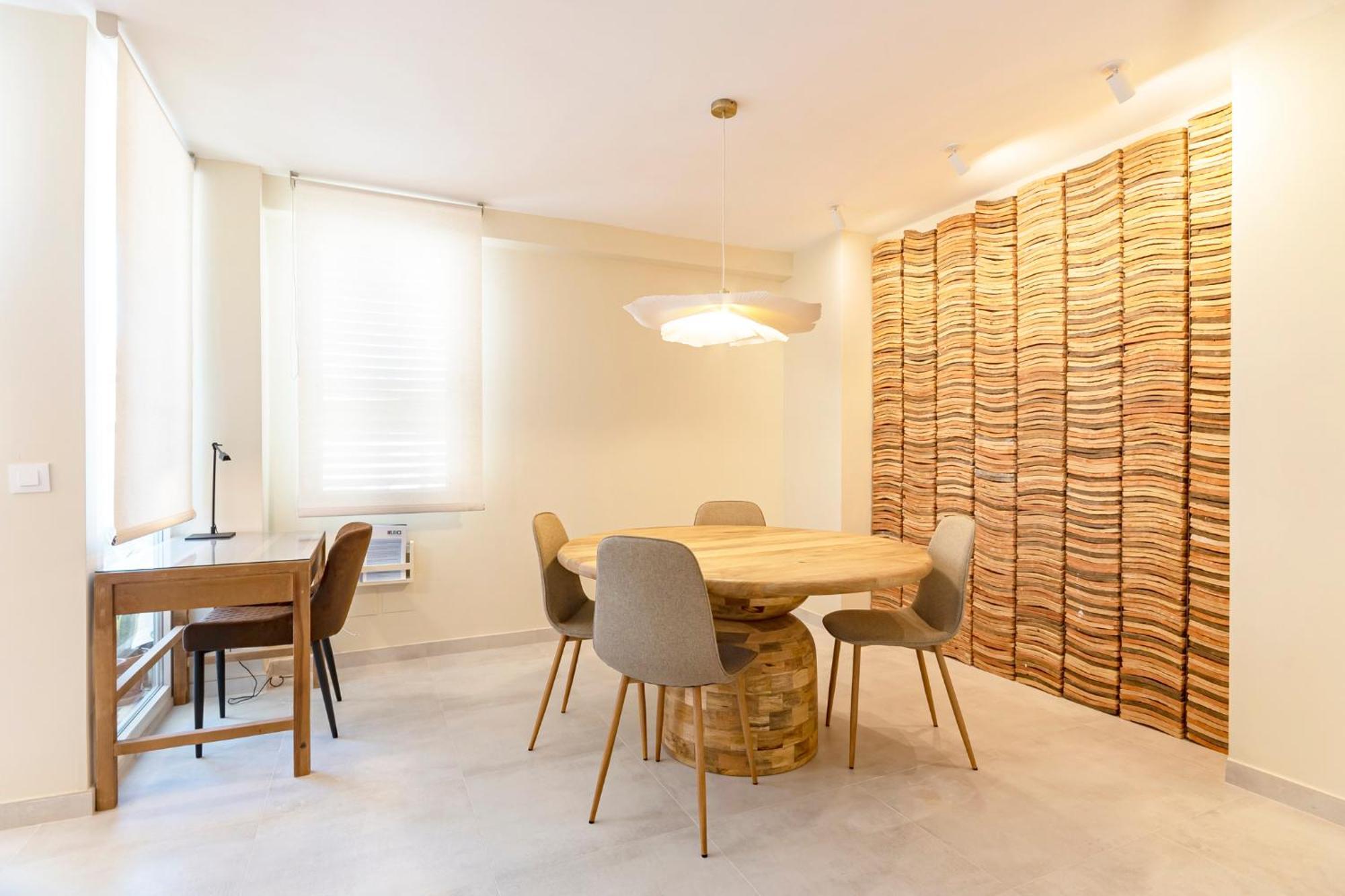 K-Sense By Nuka Homes Platja de Larenal Ngoại thất bức ảnh