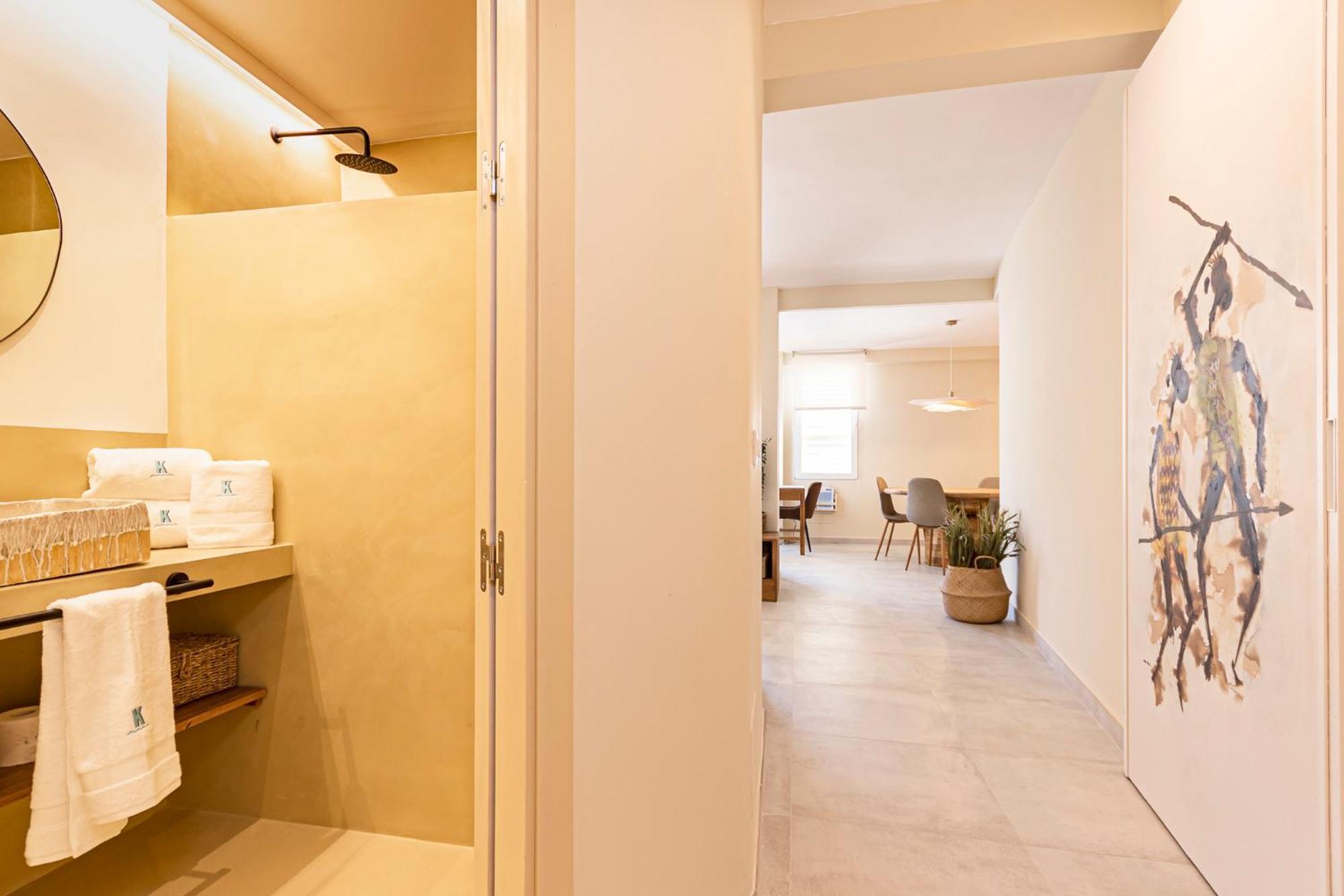 K-Sense By Nuka Homes Platja de Larenal Ngoại thất bức ảnh